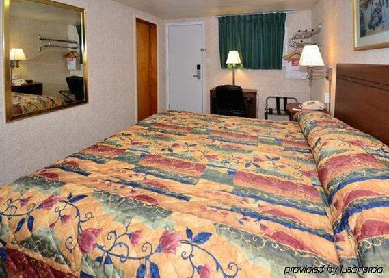 Econo Lodge Bellefonte I-99 Phòng bức ảnh